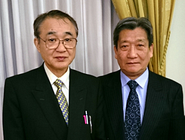 杣源一郎（東大薬学卒・薬学博士）と山本理事長